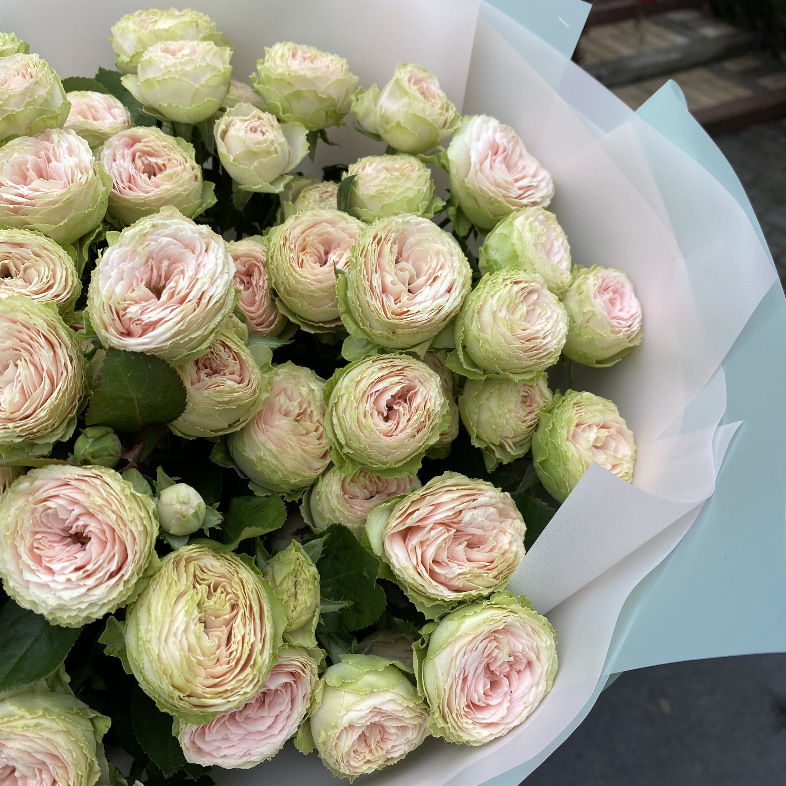 Букет из кустовых роз #1171